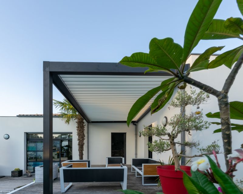 Outdoor Awning Installation detail